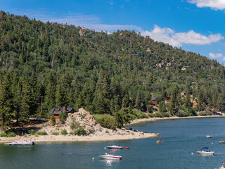 Sticker - Sunny view of the landscape in Big bear lake area