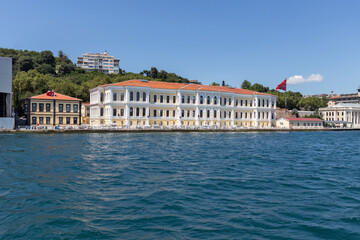 Wall Mural - Panorama from Bosporus to city of Istanbul, Turkey