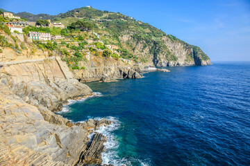 Wall Mural - Monterosso al mare idyllic beach, Cinque Terre cliffs, Liguria, Italy