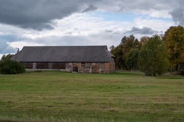 Sticker - old barn