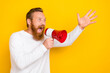 © deagreez - Photo portrait of nice young guy louspeaker scream sportive commentator dressed trendy white pullover isolated on yellow color background