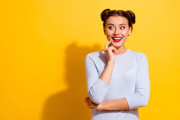 Wall Mural - photo of young brainstorming female see black friday sales promotion blank space isolated on yellow 