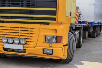 Canvas Print - Big Truck Semi-trailer with cargo