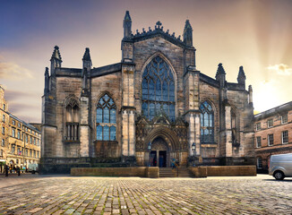 Sticker - Scotland, Edinburgh - gothic architecture of St, Giles' Cathedral against sunrise Old Town.