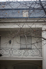 Canvas Print - old abandoned building