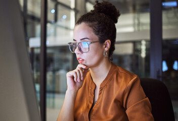 Aufkleber - Night work, planning and business woman reading an email about web design in a dark office. Software worker programming, coding and working in information technology with overtime on a pc at company