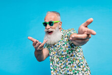 Closeup Photo Of Old Aged Funny Excited Pensioner Wear Tropical Shirt Green Sunglass Positive Pointing You Invite Entertainment Isolated On Blue Color Background