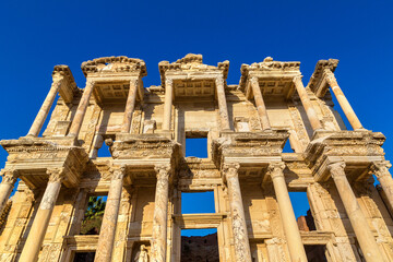 Fototapete - Celsius Library in Ephesus, Turkey