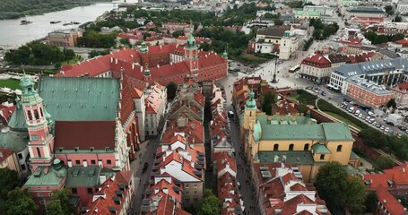 Wall Mural - Flying backwards above Warsaw Old Town Buildings towards Old Town Market Square, Poland