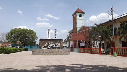 Plaza Elorza y iglesia católica Elorza Municipio Rómulo Gallegos Apure Venezuela 