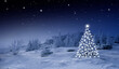 Glänzender Weihnachtsbaum vor einem Blauen Hintergrund im Schnee