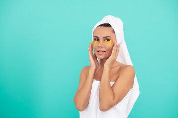 Canvas Print - young woman in shower towel with moisturizing patch