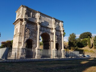 Wall Mural - Ancient Gate of Constantine in Rome