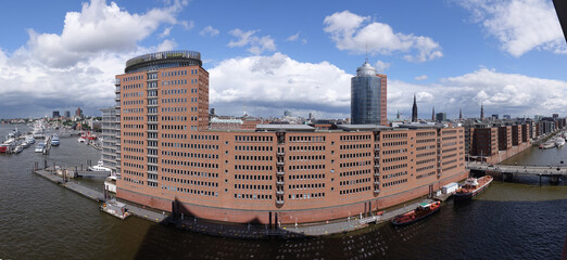 Sticker - Blick von der Elbphilharmonie in Hamburg