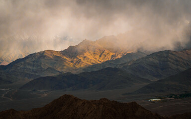 Wall Mural - Panoramic view of mountain range of Ladakh.