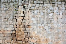 Muro Antiguo Reparado Con Grandes Piedras