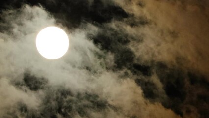 Wall Mural - Fullmoon light and cloud move