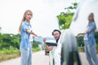 © ND STOCK - Two drivers having argument over who is guilty in car crash accident. Road safety and insurance concept
