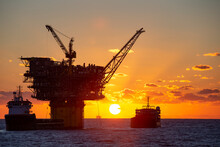 Oil Platform Gulf Of Mexico