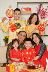 Poster - Family Gathered to Celebrate Tet