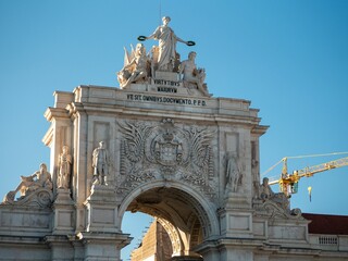 Canvas Print - Rua Augusta Arch on the background of the bright blue sky