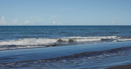 Sticker - Sea wave splash over the beach