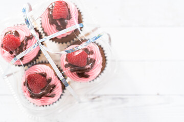 Wall Mural - Chocolate raspberry cupcakes