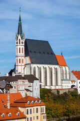 Canvas Print - Picturesque autumn cityscape of Cesky Krumlov overlooking its historic centre and ancient Castle on bank of Vltava river, Czech Republic