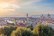 Panorama de Florence au soleil couchant depuis la Piazzale Michelangelo, à Florence, Italie