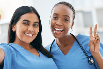 Wall Mural - Nurses, medical students and women taking selfie for social media, collaboration or healthcare commitment in hospital. Happy, portrait and diversity clinic doctors on internship taking photo together