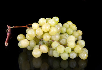 Wall Mural - green grape in studio