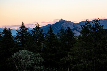 Fototapeta sunset in the mountains