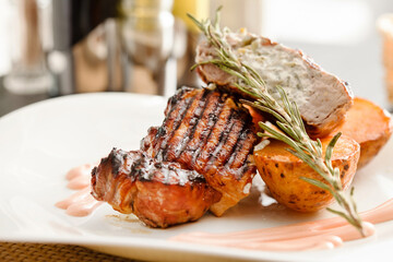 Canvas Print - steak with potatoes