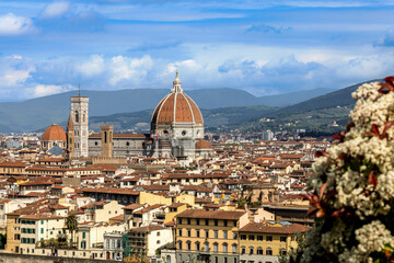 Wall Mural - View over the Florence Cathedral in Florence, Tuscany, Italy, on a sunny day in spring.