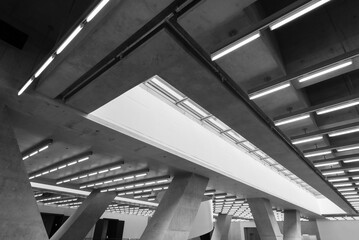 Aufkleber - Interior view of skylight in modern architecture.