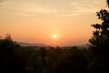 Wall Mural - beautiful sun and sunset sky background