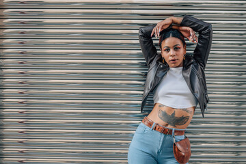 Canvas Print - fashionable urban girl posing on the street