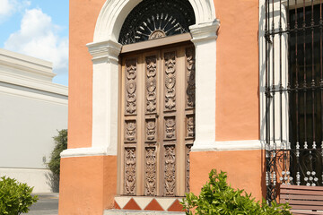 Wall Mural - Entrance of building with beautiful vintage door