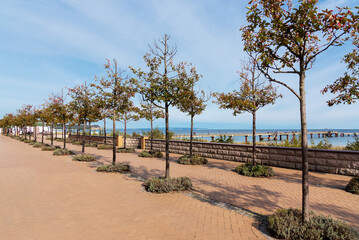 Canvas Print - Promenade und Seebrücke in Göhren