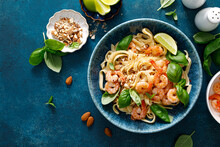 Pasta With Shrimp And Basil, Noodle With Shrimp, Top View