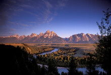 View From Snake River Overlook, Grand Teton National Park, Wyoming, USA
