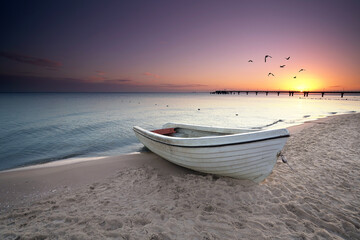 Canvas Print - Fischerboot am Strand