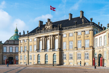 Wall Mural - amalienborg castle in copenhagen, denmark