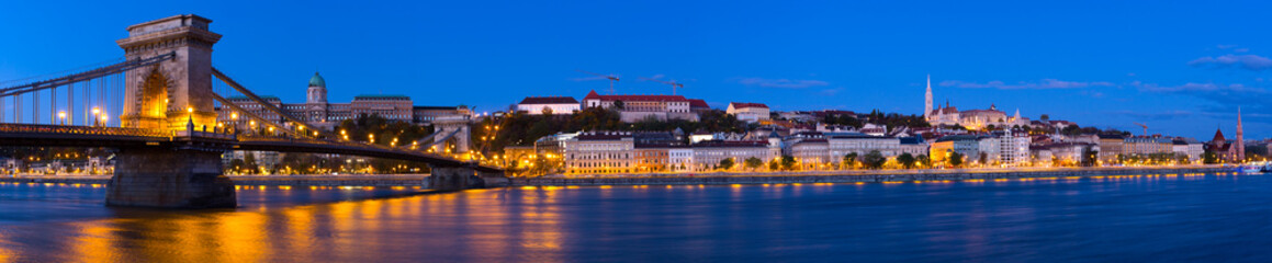 Wall Mural - Image of Chain Bridge near Buda Fortress in evening illumination of Hungary outdoor.