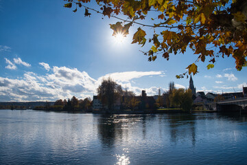 Wall Mural - Herbstsonne über Konstanz am Bodensee