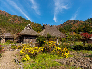 Canvas Print - 秋晴れの美山かやぶきの里の風景