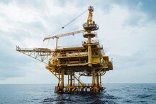Offshore Gulf Sea Industry Rig Drill Oil And Gas Production Petroleum