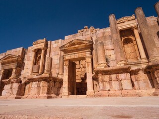 Canvas Print - Details of famous historical Southern Theater, ancient Roman structure in Jerash, Jordan.