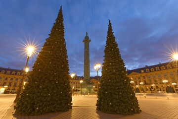 Poster - Vendome column with statue of Napoleon Bonaparte, on the Place Vendome decorated for Christmas at night , Paris, France.