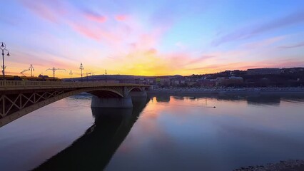 Canvas Print - Margaret Bridge against the twilight sky, Budapest, Hungary